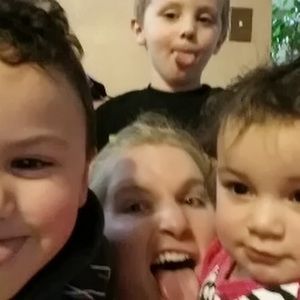 Meet your Posher, Carri